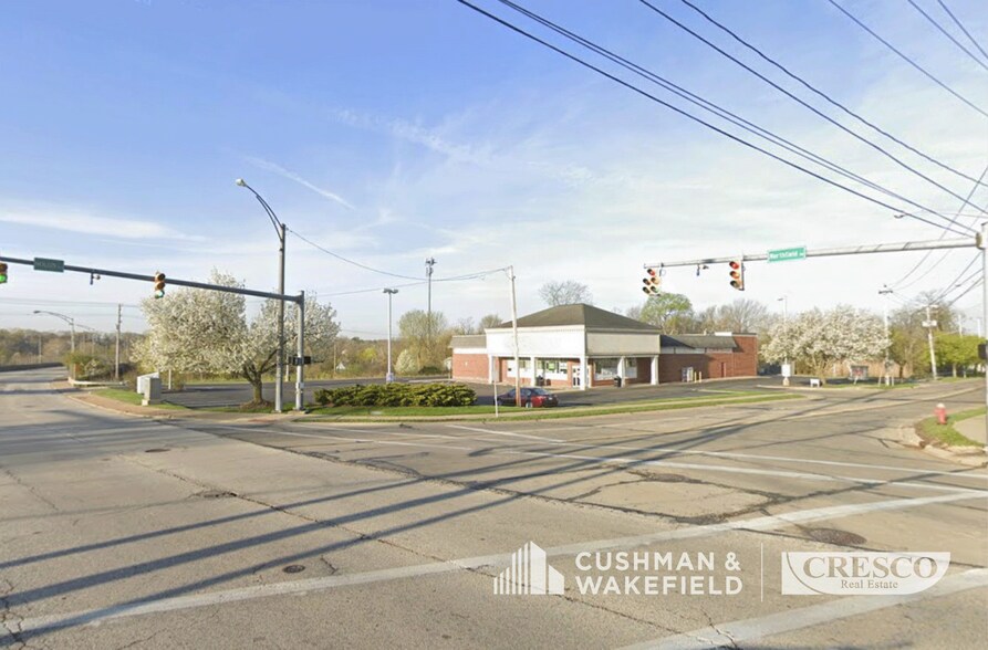 More Photos Of 140 Solon Rd, Bedford Freestanding For Lease