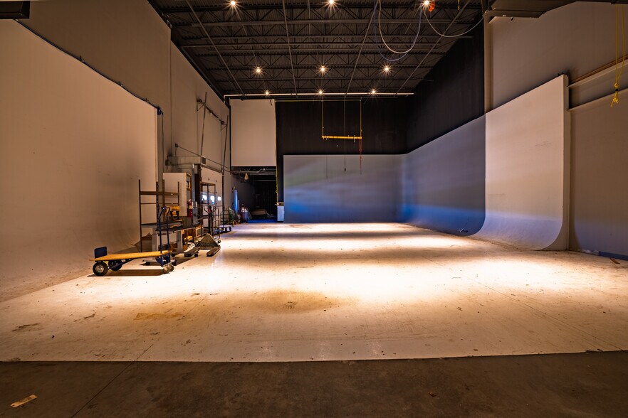 More Photos Of 1 Cabela Dr, Sidney Office For Sale