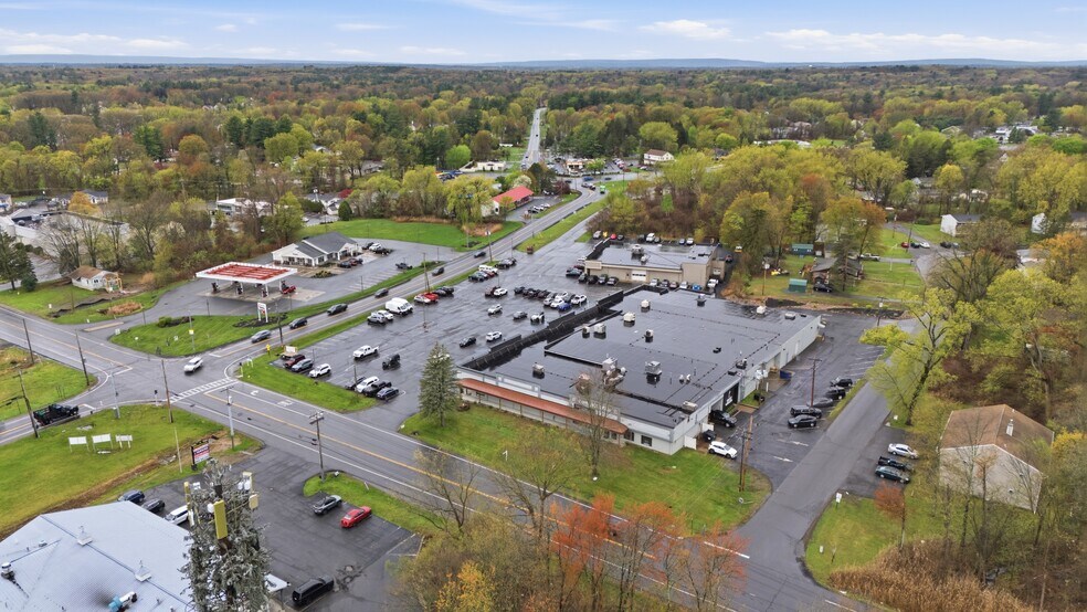 More Photos Of 217 Guideboard Rd, Clifton Park Unknown For Lease