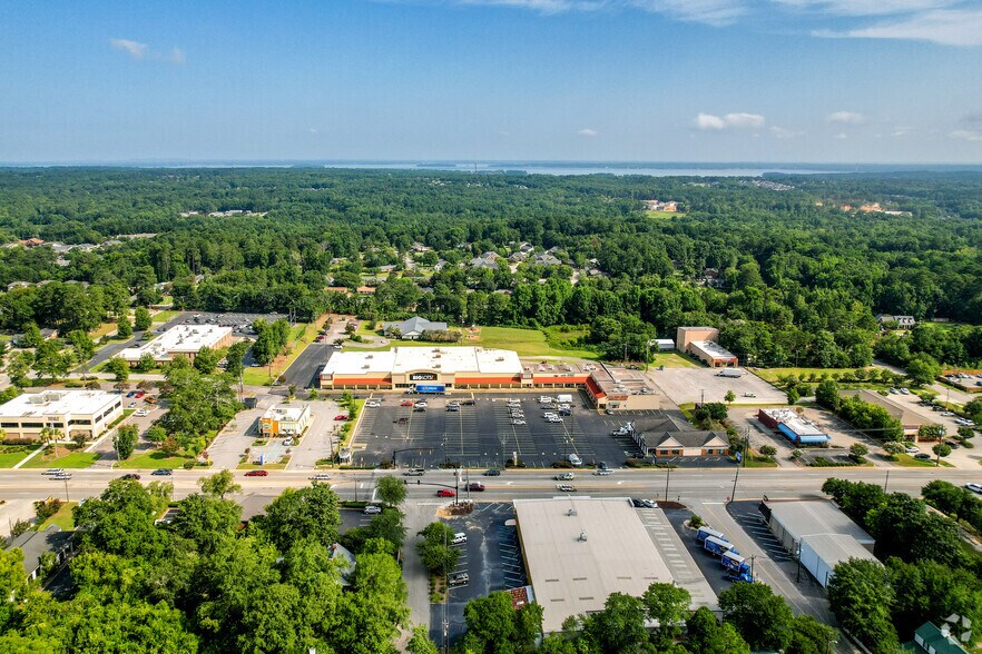 More Photos Of 425-451 Columbia Ave, Lexington Unknown For Lease