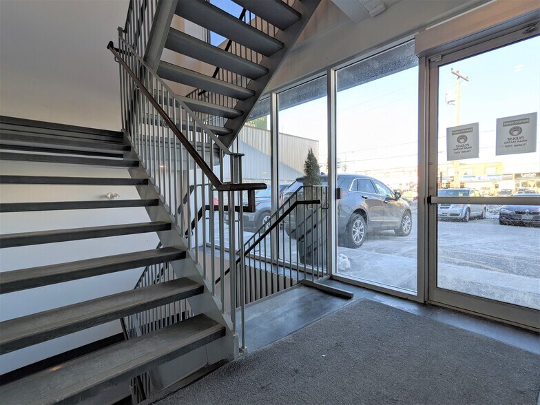 More Photos Of 2920 Dufferin St, Toronto Storefront Retail Office For Lease