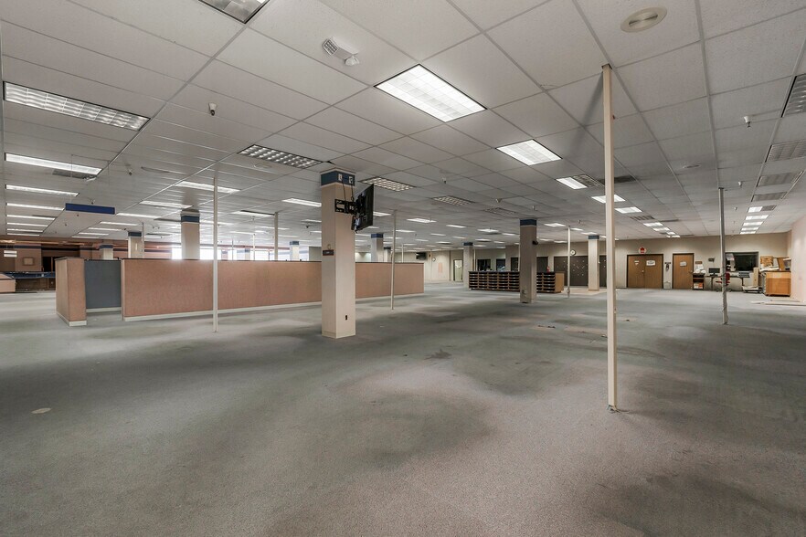 More Photos Of 400 E Park Ave, Chico Office For Sale