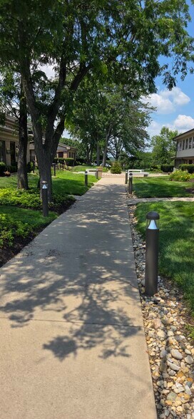 More Photos Of 6842-6864 Loop Rd, Centerville Medical For Lease