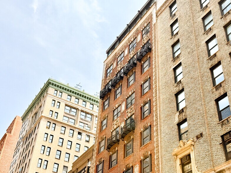 More Photos Of 161 Madison Ave, New York Medical For Lease