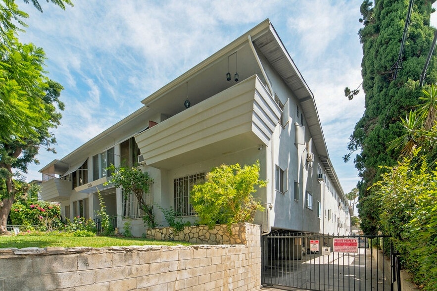 More Photos Of 1218 N Laurel Ave, West Hollywood Apartments For Sale