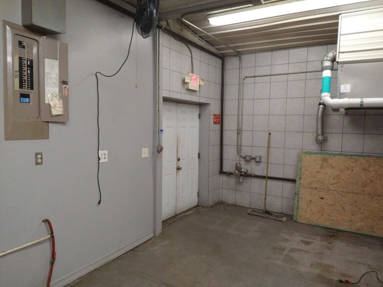 More Photos Of 615 N Cedar St, Queen City Lodge Meeting Hall For Sale