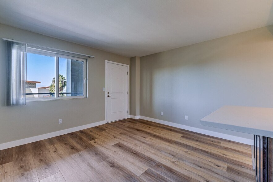 More Photos Of 801 National City Blvd, National City Multifamily For Sale