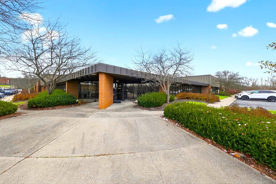 Primary Photo Of 50 W TechneCenter Dr, Milford Light Distribution For Lease