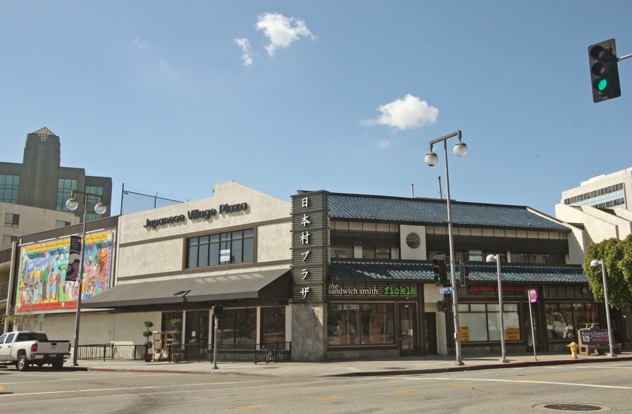 More Photos Of 101 Japanese Village Plaza Mall, Los Angeles Restaurant For Lease