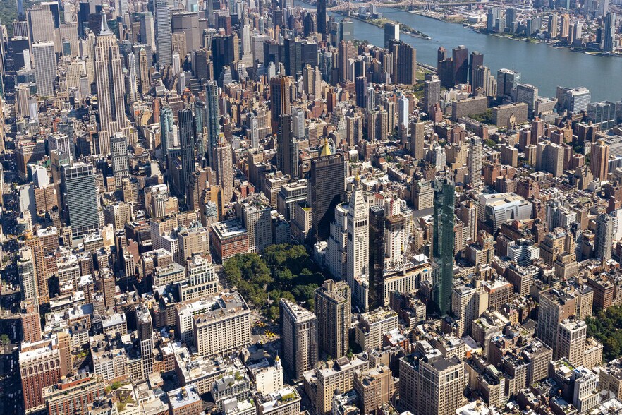 More Photos Of 23 E 22nd St, New York Apartments For Lease