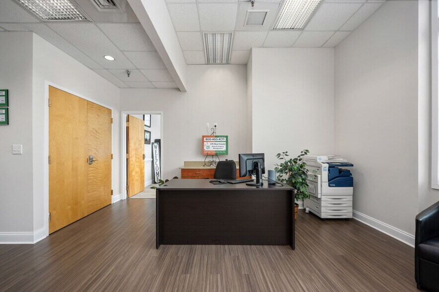 More Photos Of 415-417 Wolfe St, Fredericksburg Medical For Lease