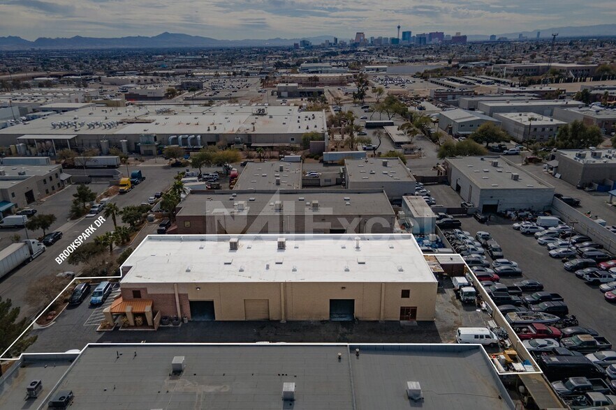 More Photos Of 2925 Brookspark Dr, North Las Vegas Warehouse For Sale