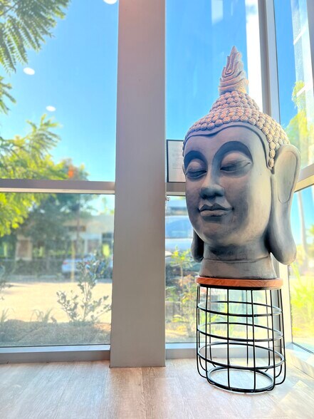 More Photos Of 2244 Faraday Ave, Carlsbad Coworking Space