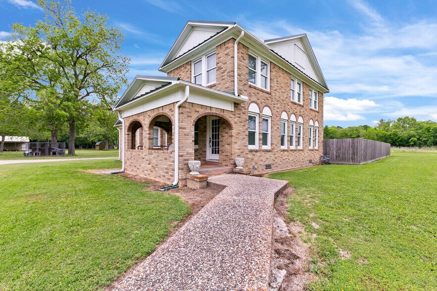 More Photos Of 2222 N Main St, Highlands Land For Sale