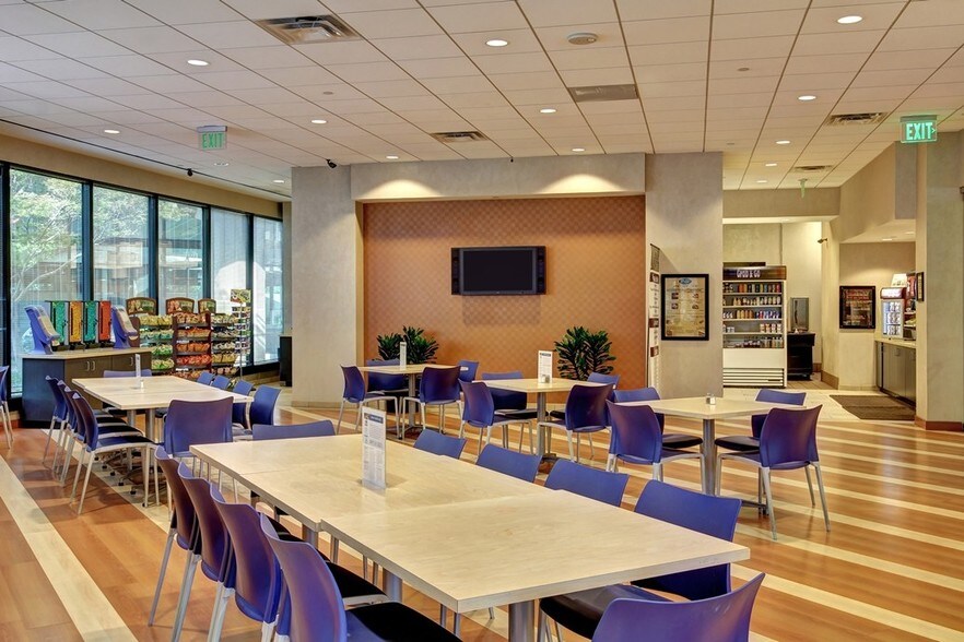 More Photos Of 222 W Las Colinas Blvd, Irving Coworking Space