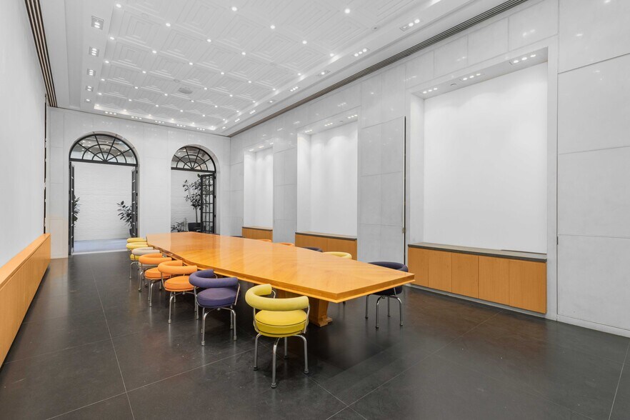 More Photos Of 35-37 E 62nd St, New York Office Residential For Sale