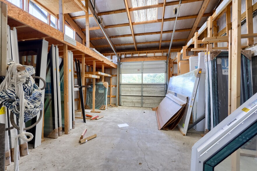 More Photos Of 197 Pencroft Dr N, Holtwood Industrial For Sale