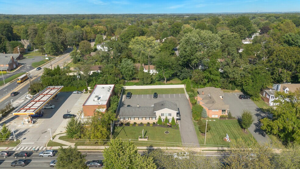 More Photos Of 2417 Silverside Rd, Wilmington Office For Lease