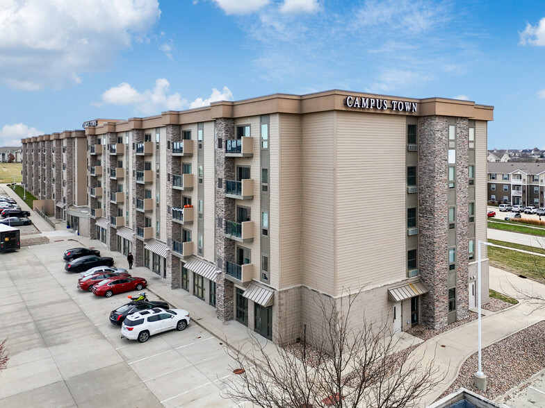 Primary Photo Of 1210 SW 28th St, Ankeny Apartments For Sale