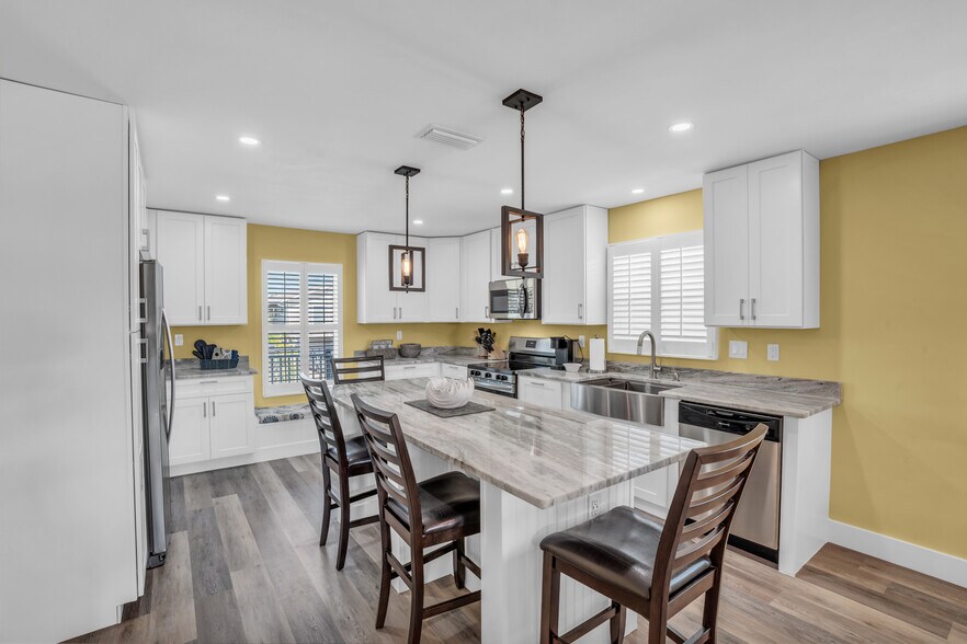 More Photos Of 218 Primo Dr, Fort Myers Beach Apartments For Sale