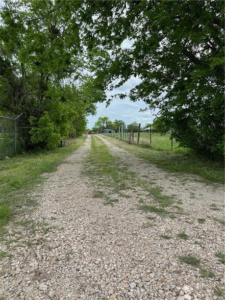 Primary Photo Of 980 N League Ranch Rd, Waco Land For Sale