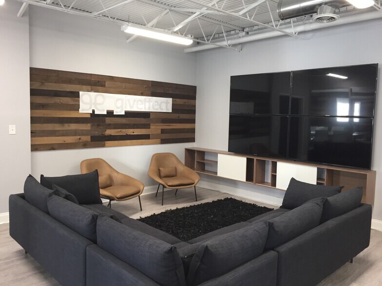 More Photos Of 1069 Spring St NW, Atlanta Loft Creative Space For Lease