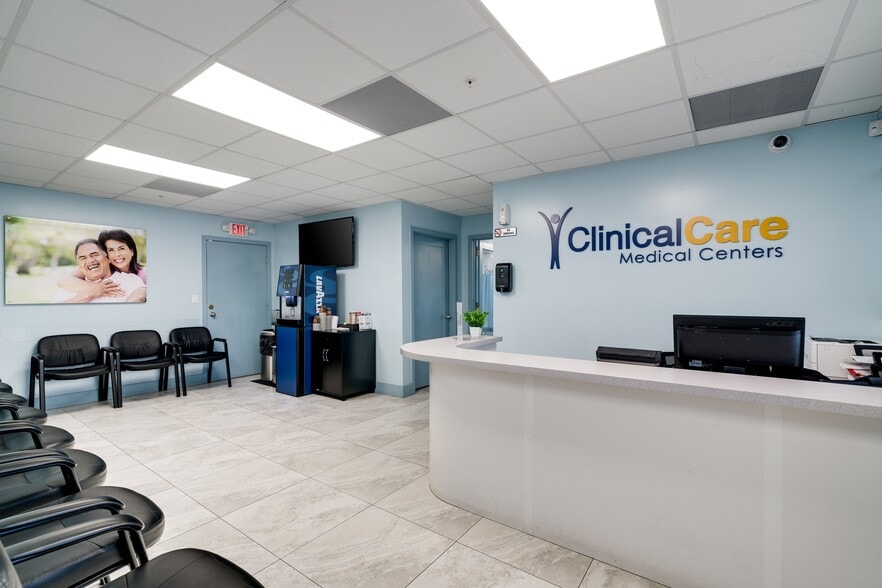 More Photos Of 351 NW Le Jeune Rd, Miami Medical For Lease