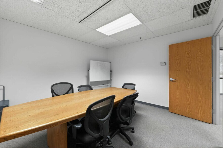 More Photos Of 400 TechneCenter Dr, Milford Office For Sale