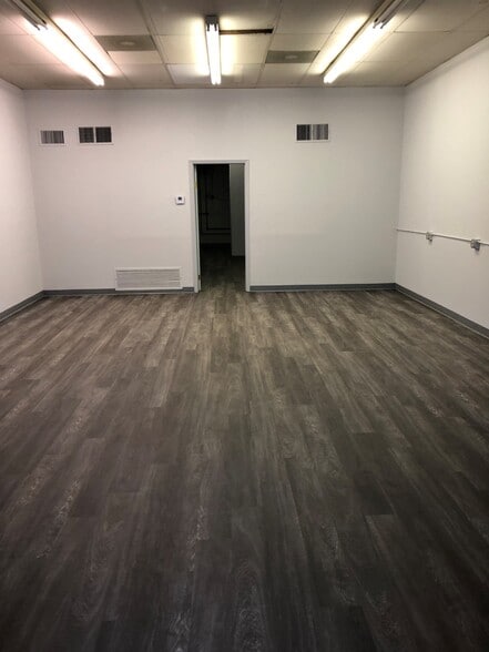 More Photos Of 3903-3919 Southern Ave, Shreveport Storefront Retail Office For Lease