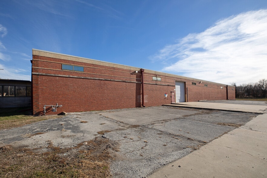 More Photos Of , Kansas City Unknown For Sale