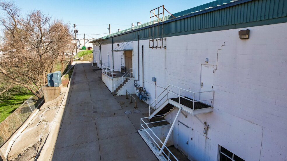 More Photos Of 1900 Belt hwy, Saint Joseph Department Store For Sale