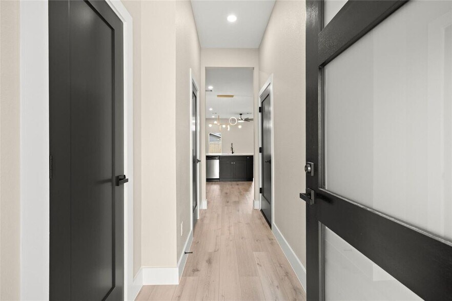 More Photos Of 4117 Kewanee Street #A/B, Houston Apartments For Sale
