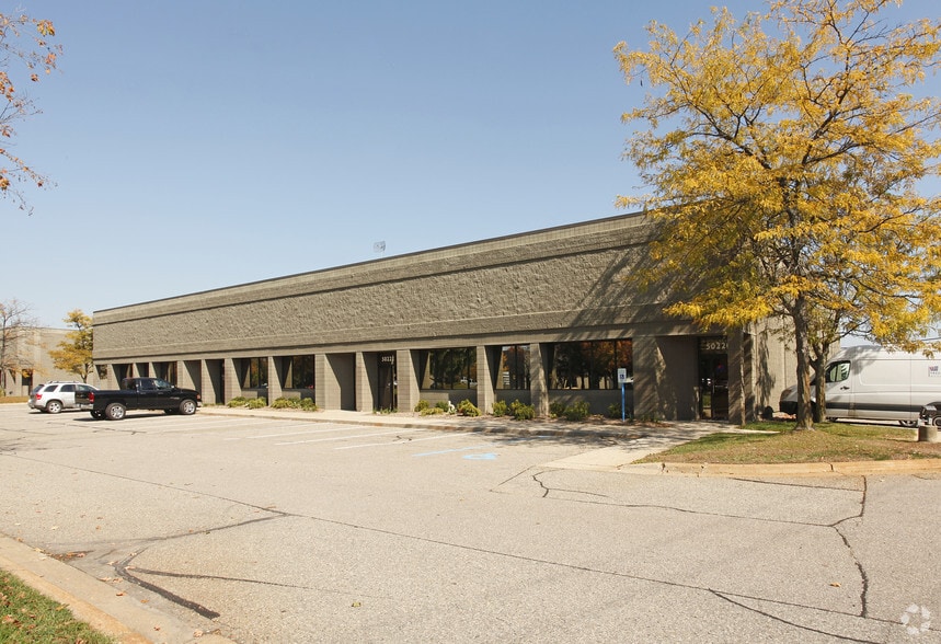 Primary Photo Of 50220-50230 Dennis Industrial Ct, Wixom Unknown For Lease