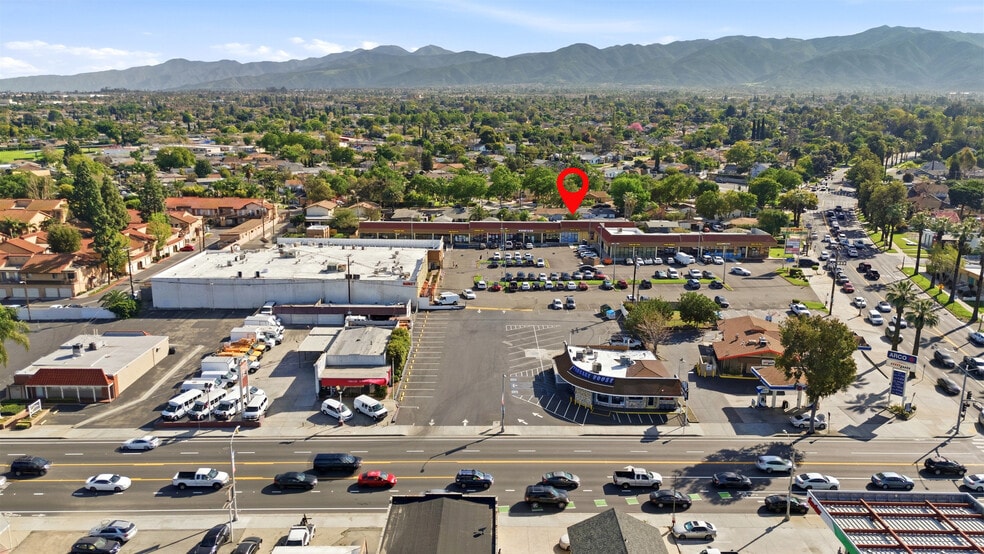 Primary Photo Of 685 E Grand Blvd, Corona Storefront Retail Office For Lease