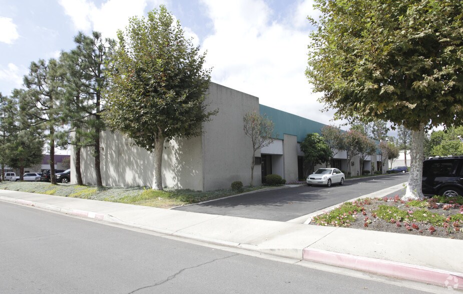 Primary Photo Of 20253-20265 Paseo Del Prado, Walnut Warehouse For Lease