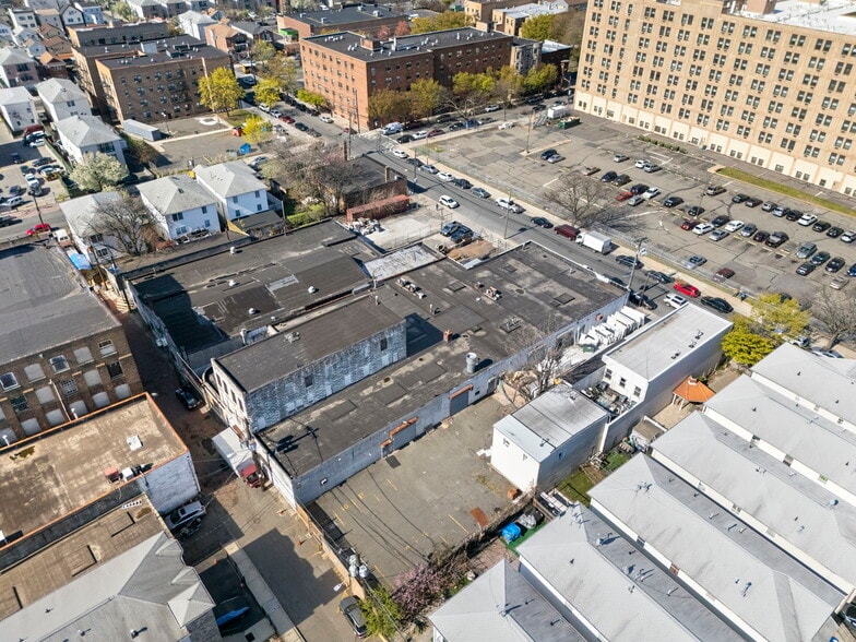More Photos Of 116-130 Orchard St, Newark Warehouse For Sale