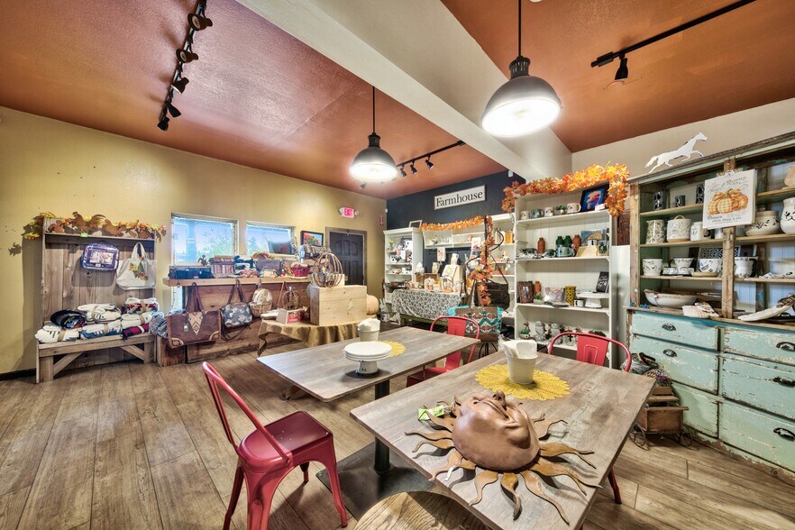 More Photos Of 290 Old Pony Express Trl, Markleeville Storefront Retail Residential For Sale