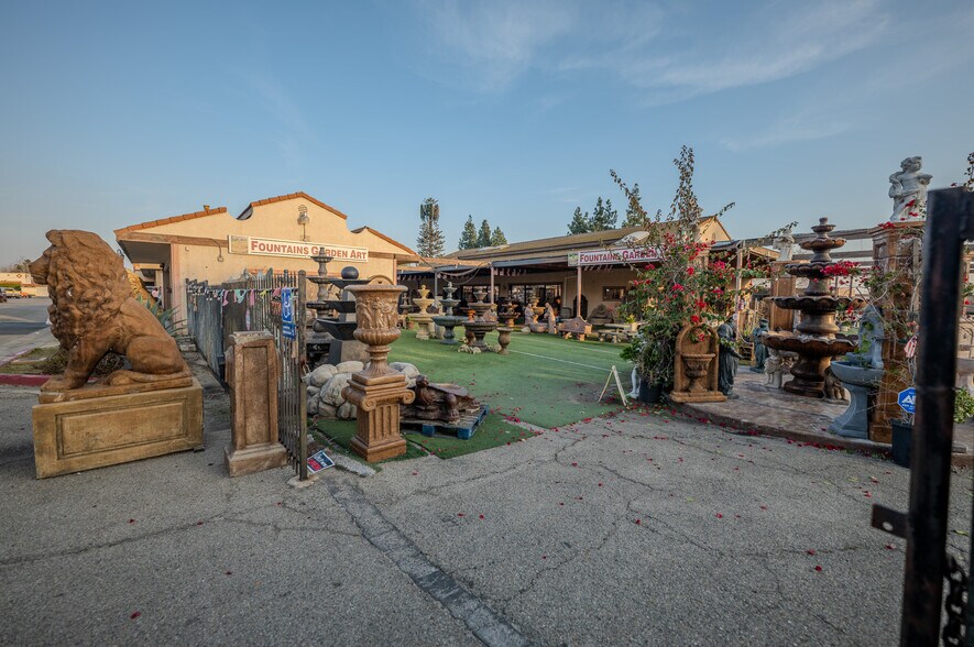 More Photos Of 9445 Foothill Blvd, Rancho Cucamonga Storefront For Lease