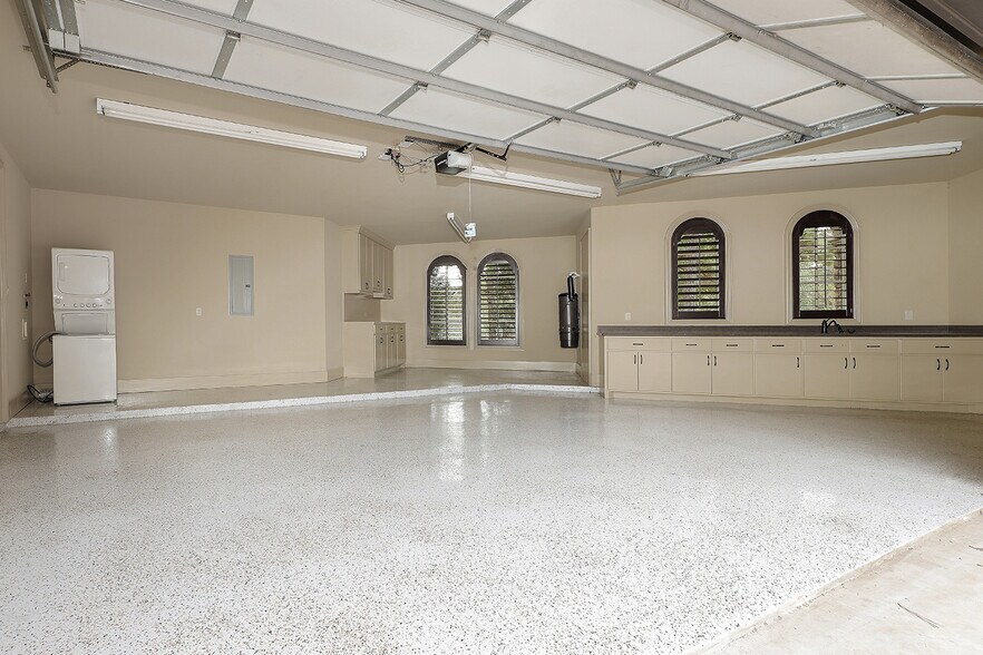 More Photos Of 28611 Blue Jack Ln, Magnolia Sports And Entertainment For Sale