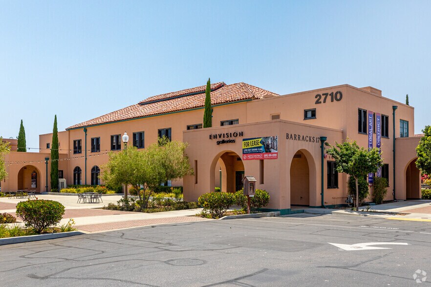 More Photos Of 2820 Historic Decatur Rd, San Diego Unknown For Lease