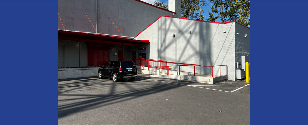 More Photos Of 558 W Ingham Ave, Ewing Township Self Storage For Sale