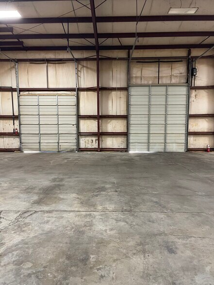 More Photos Of 4241 US Highway 70 E, Smithfield Warehouse For Lease