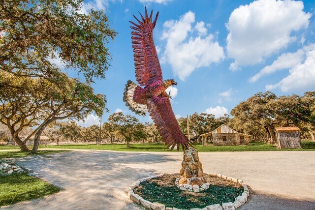 More Photos Of 2350 Bulverde Rd, Bulverde Hotel For Sale