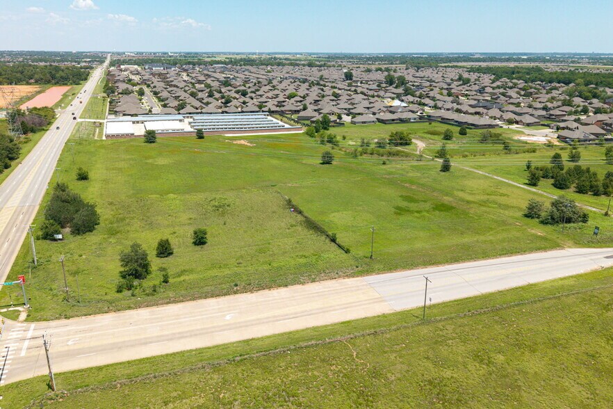 More Photos Of 4500 S Mustang Rd, Mustang Land For Sale