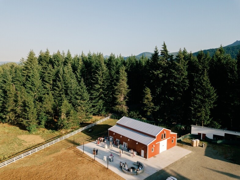 More Photos Of 180 Silver Ridge Ranch Rd, Easton Trailer Camper Park For Sale