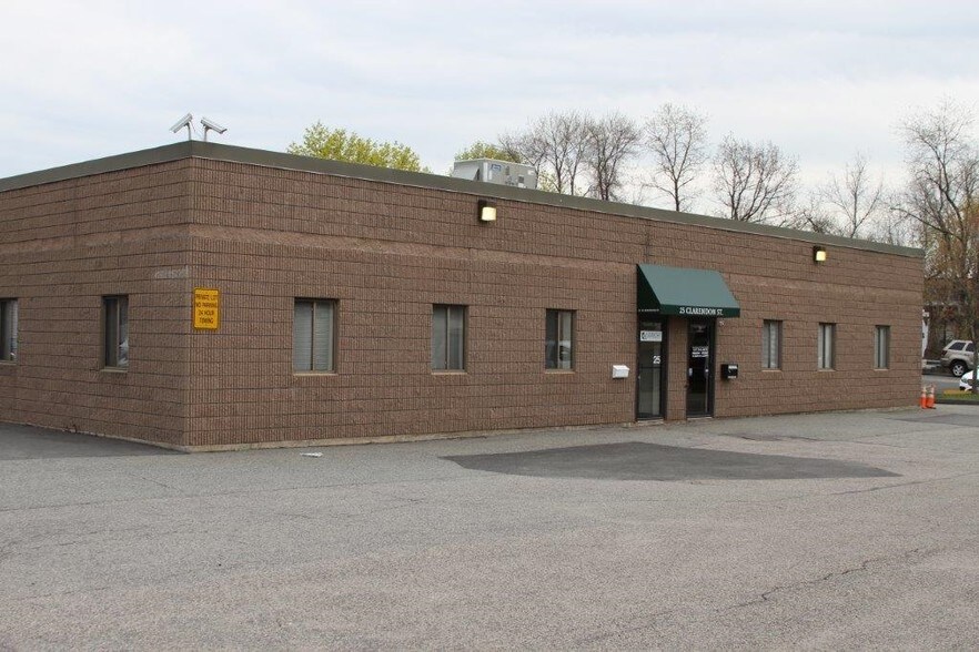 More Photos Of 25 Clarendon St, Watertown Research And Development For Lease
