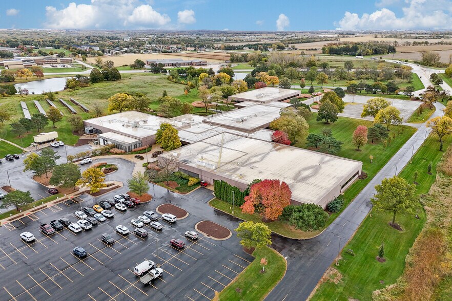 More Photos Of 2000 Heritage Way, Waverly Office For Sale