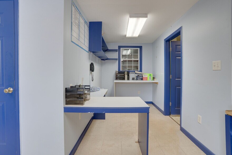 More Photos Of 265 Lincoln Ave, Winchendon Industrial For Sale
