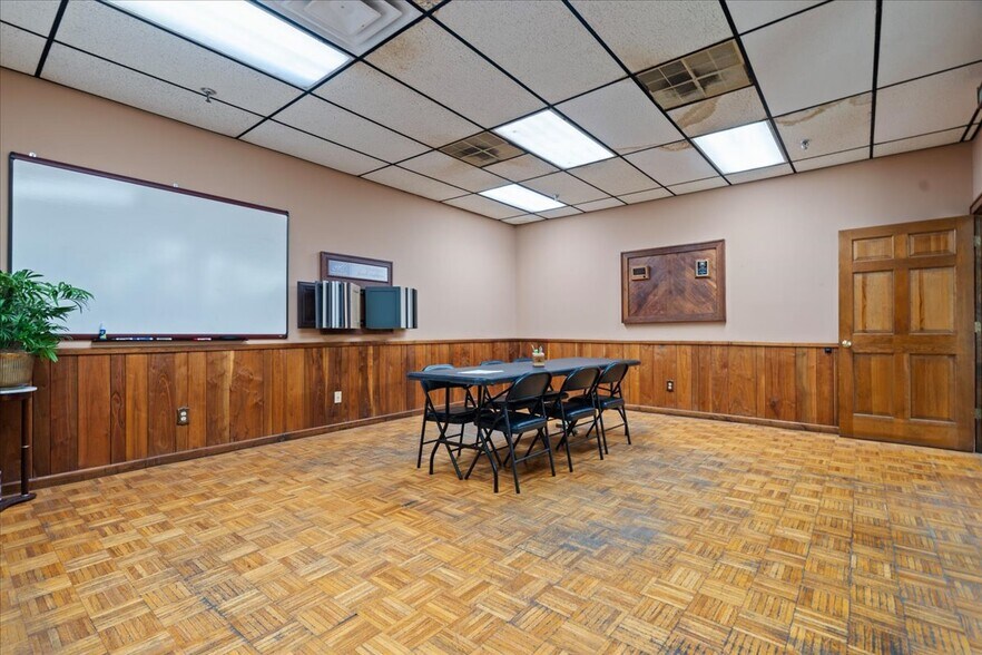 More Photos Of 119 E 6th Ave, Pamplico Industrial For Sale