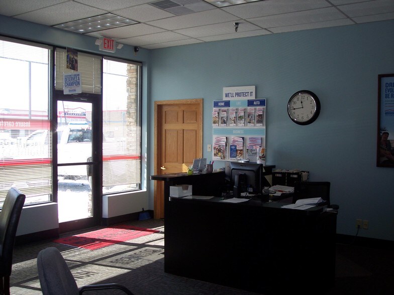 More Photos Of 7777 Highway 65 NE, Spring Lake Park Storefront For Lease